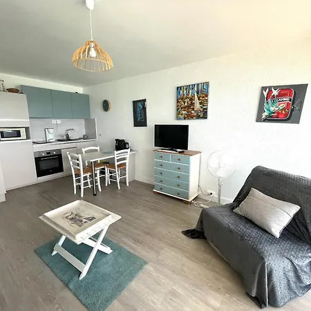 Lumineux Avec Balcon Et Parking Proche - Fr-1-92-608 * Les Sables-dʼOlonne